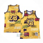 Camiseta Los Angeles Lakers LeBron James NO 23 Slap Sticker Mitchell & Ness 2018-19 Amarillo