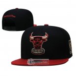 Gorra Chicago Bulls Adjustable Mitchell & Ness Snapback Negro