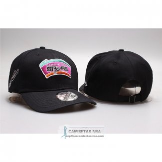 Gorra San Antonio Spurs Adjustable 9TWENTY Negro Rosa