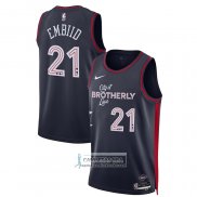 Camiseta Philadelphia 76ers Joel Embiid NO 21 Ciudad 2023-24 Azul