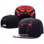 Gorra Chicago Bulls Mitchell & Ness Rojo Negro4