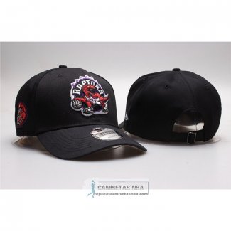 Gorra Toronto Raptors Adjustable 9TWENTY Negro