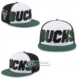 Gorra Milwaukee Bucks 9FIFTY Snapback Blanco Negro Verde